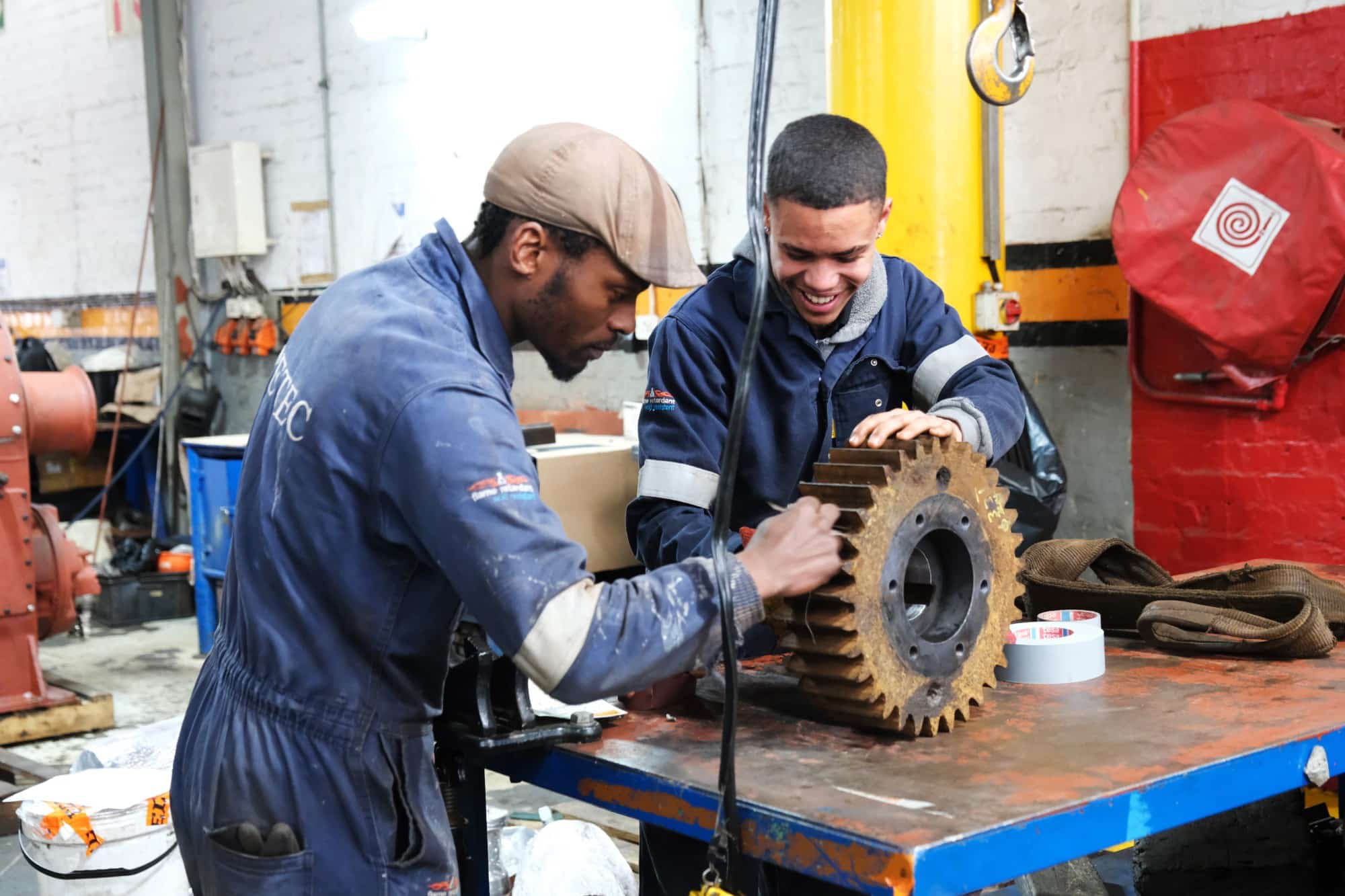 PETEC - offshore hydraulics system installation